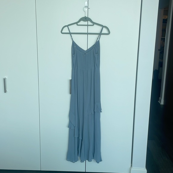 Great condition gorg maxi dress with ruffle bottom pretty slate blue color - Picture 4 of 4